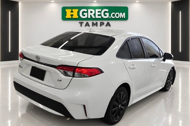 Used 2022 Toyota Corolla LE FWD image 6