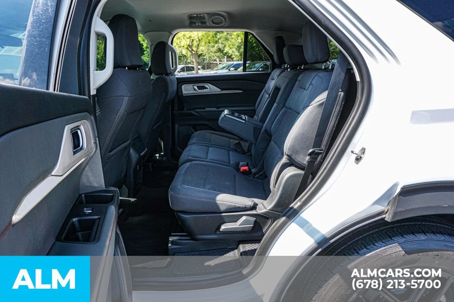Used 2025 Ford Explorer Active RWD image 20