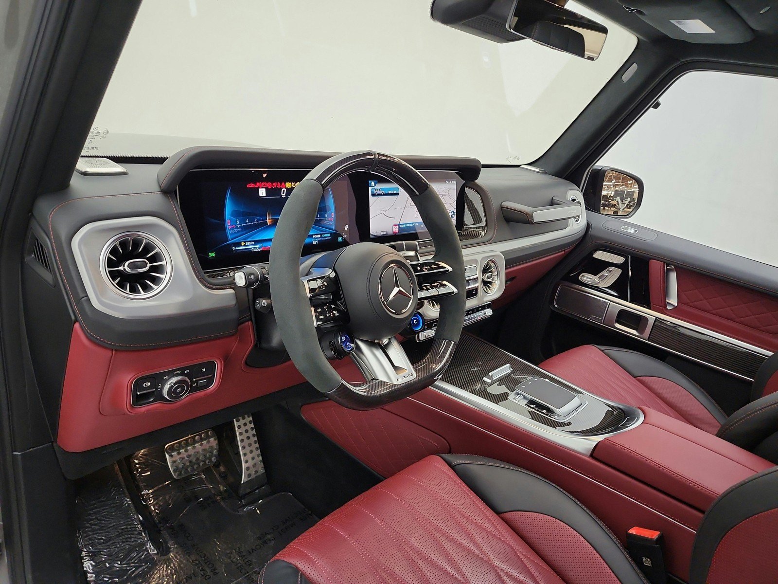 Certified 2025 Mercedes-Benz G 63 AMG 4MATIC image 9