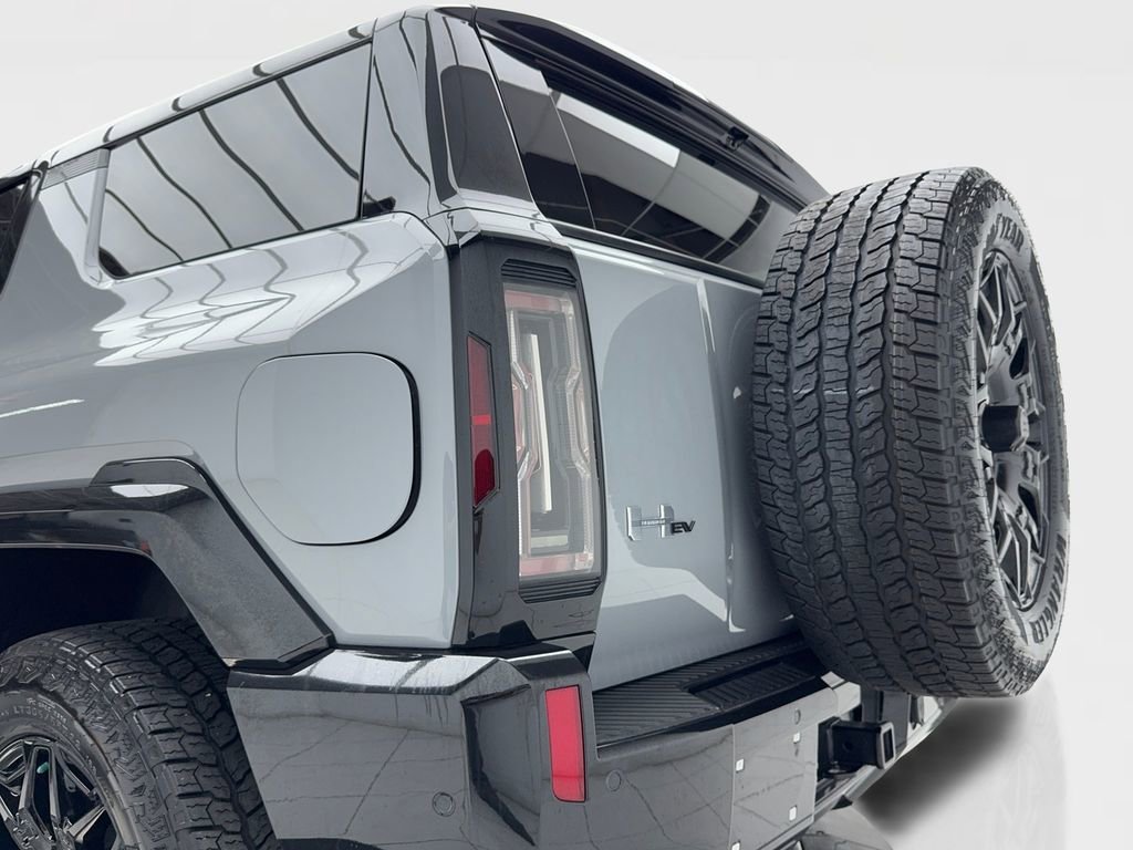 Used 2025 GMC Hummer EV 2X image 11