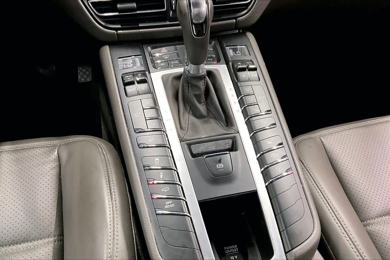 Used 2021 Porsche Macan GTS image 33