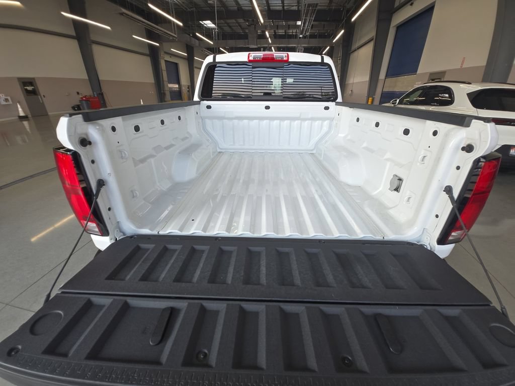 Certified 2023 Chevrolet Colorado Z71 w/ Z71 Convenience Package 2 AWD/4WD image 23