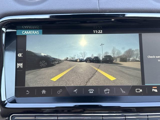 Used 2018 Jaguar XJ R-Sport RWD image 20