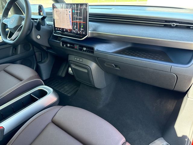 New 2025 Volkswagen ID. Buzz Pro S Plus image 23