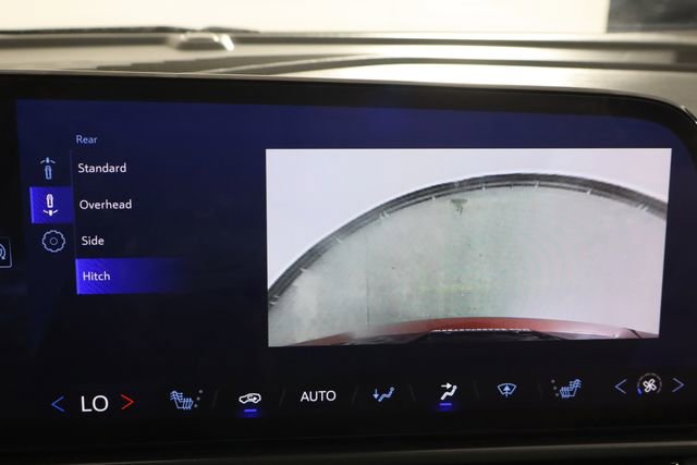 Used 2024 Chevrolet Equinox EV RS w/ LPO, Trailering Package image 39