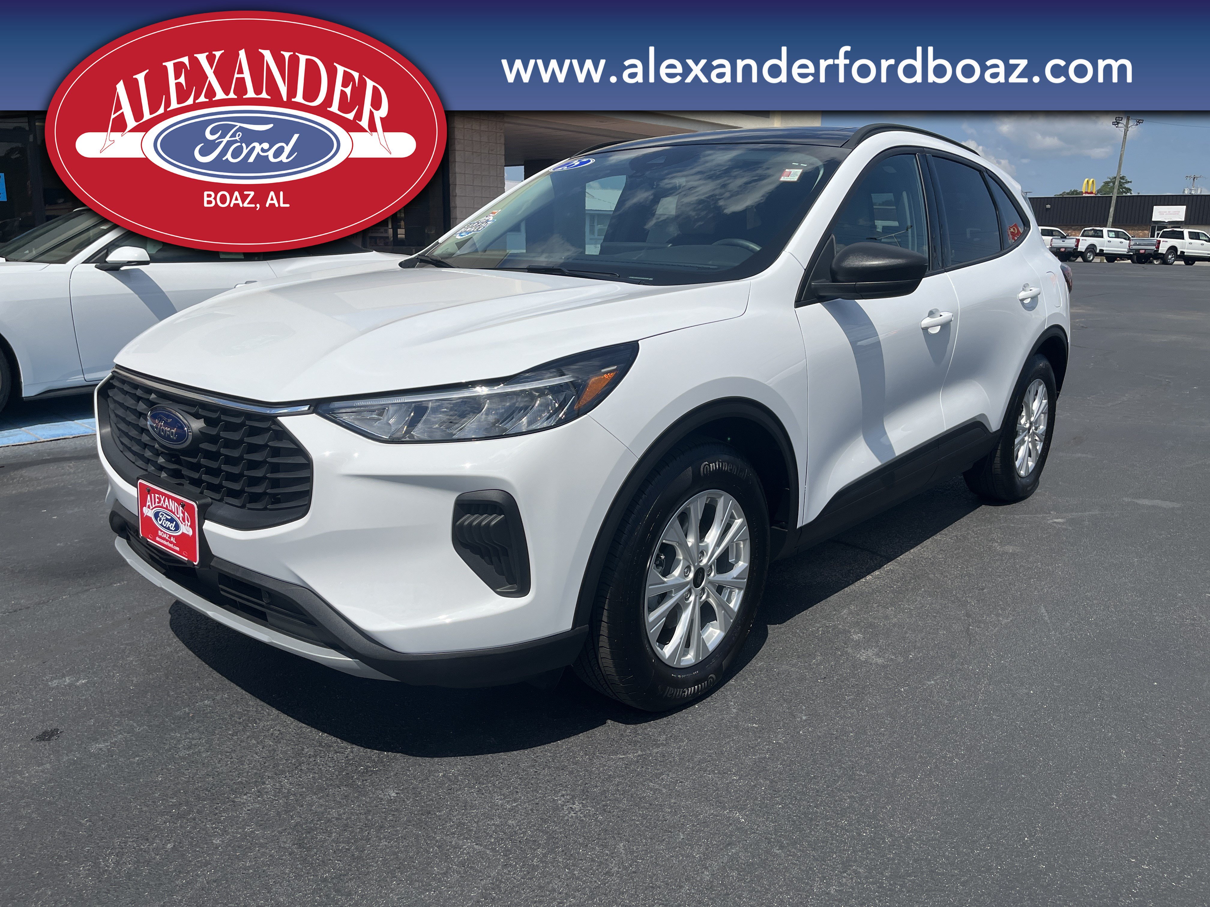Used 2025 Ford Escape Active w/ Active Premium Tech Pack FWD image 1