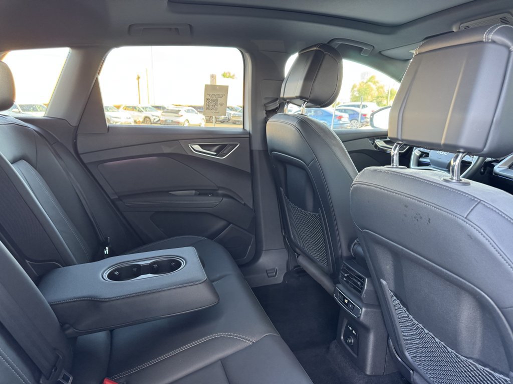 Used 2022 Audi Q4 e-tron Premium Plus w/ Premium Plus AWD/4WD image 42