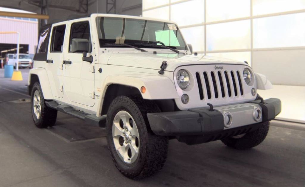 Used 2015 Jeep Wrangler Unlimited Sahara w/ Connectivity Group AWD/4WD image 1