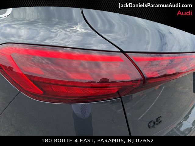 Used 2025 Audi Q5 Premium w/ Convenience Package AWD/4WD image 13