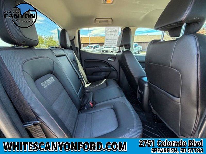 Used 2015 GMC Canyon SLE w/ All-Terrain Package AWD/4WD image 14