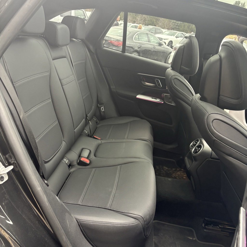 Certified 2025 Mercedes-Benz GLC 300 GLC 300 image 17