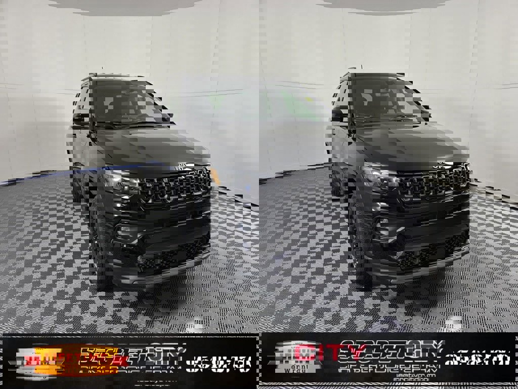 New 2026 Jeep Compass Latitude