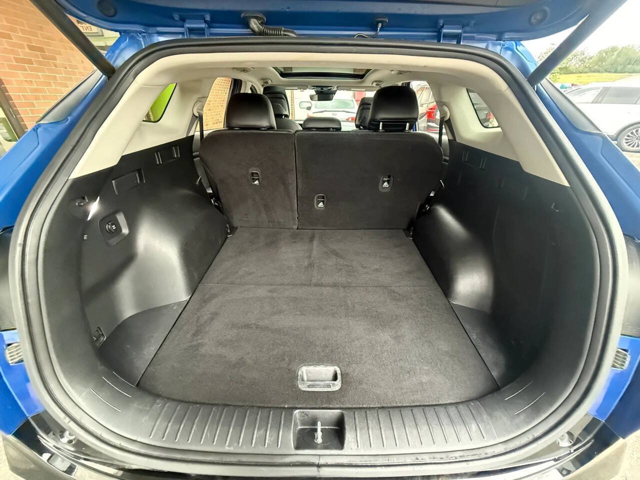Used 2023 Kia Sportage SX FWD image 25