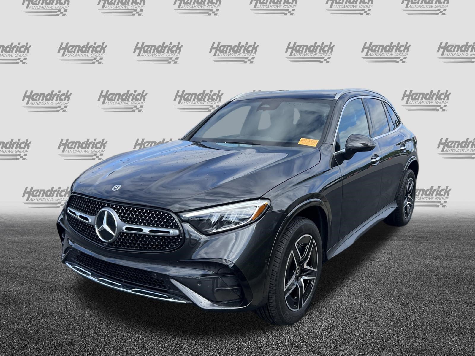 Certified 2025 Mercedes-Benz GLC 300 4MATIC image 5