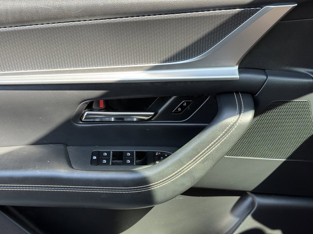 Used 2024 MAZDA CX-90 3.3 Turbo w/ Preferred Package image 18