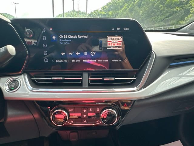 New 2026 Chevrolet Trax LT w/ LT Convenience Package FWD image 14