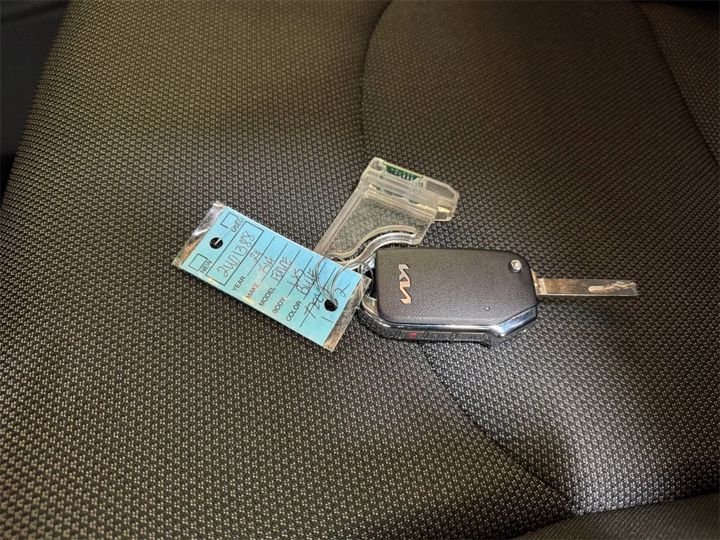 Certified 2024 Kia Forte LXS w/ LXS Technology Package image 32