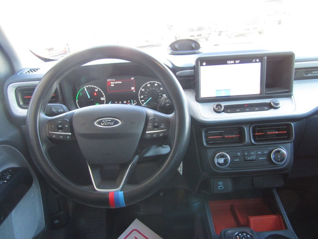 Used 2024 Ford Maverick XLT image 5