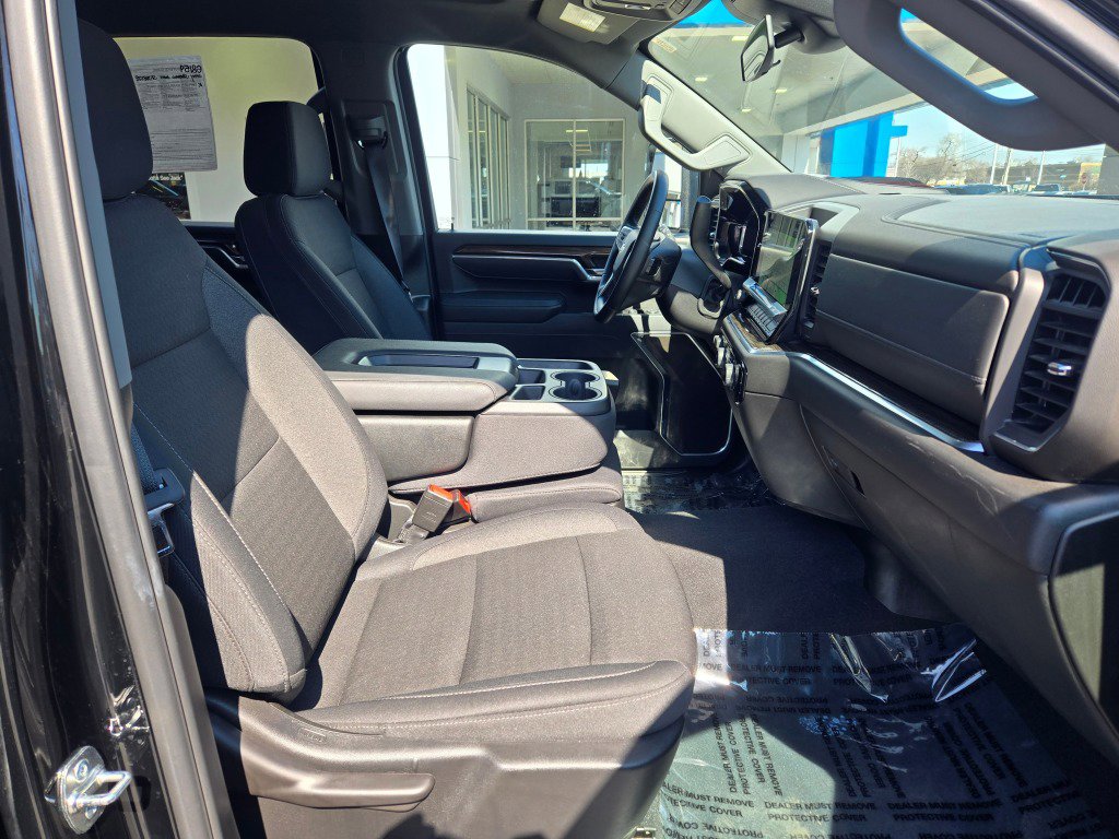 Certified 2025 Chevrolet Silverado 2500 LT w/ Convenience Package image 7