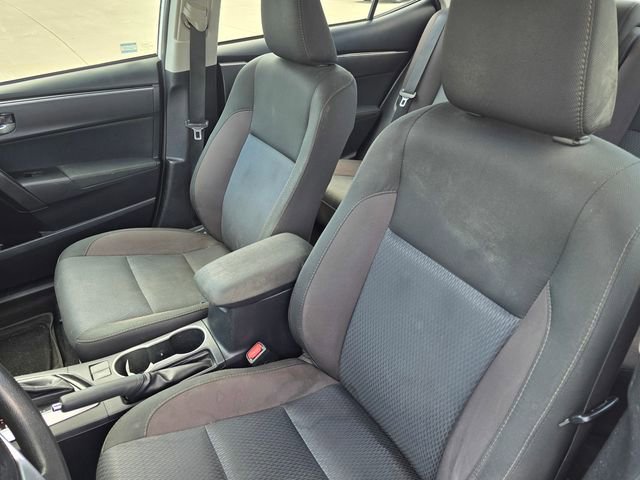 Used 2018 Toyota Corolla LE FWD image 16