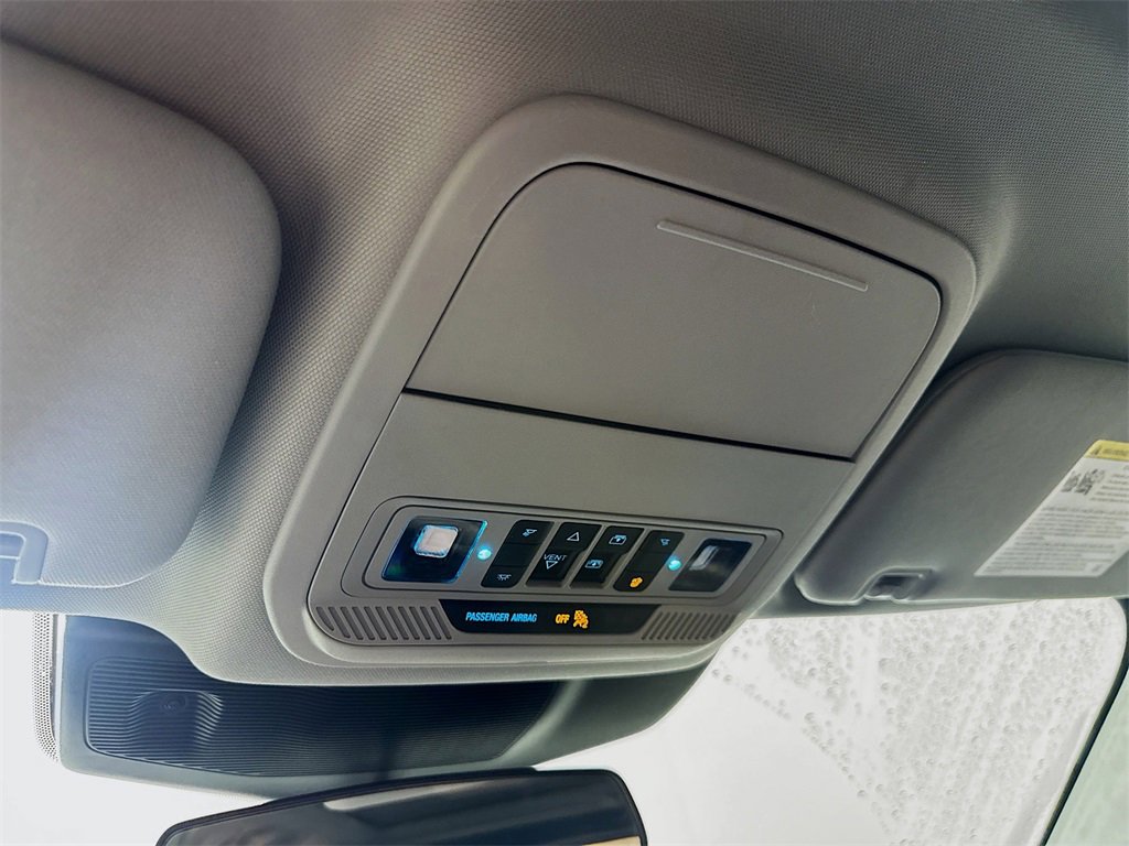 Used 2020 Ford Explorer XLT w/ Equipment Group 202A image 34