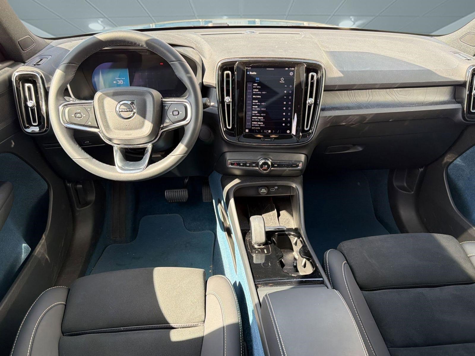 Used 2023 Polestar Polestar 2 Long Range Dual Motor w/ Pilot Pack image 17