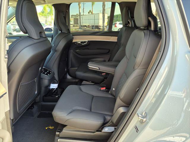 New 2026 Volvo XC90 B5 Plus w/ Protection Package Premier AWD/4WD image 12