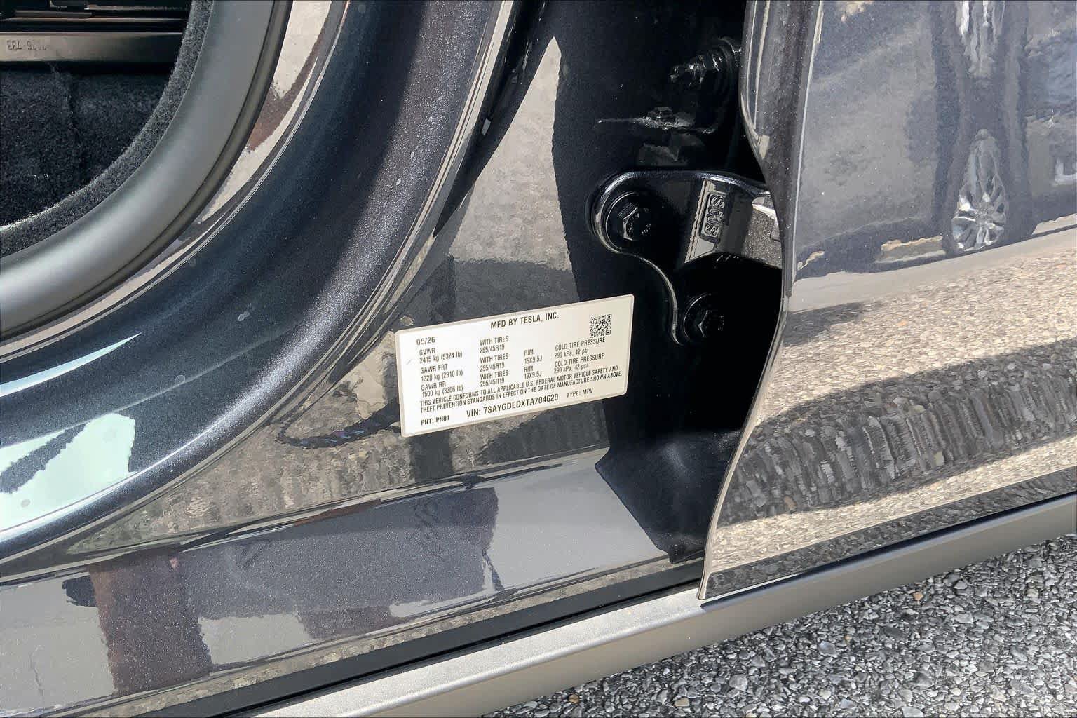 Used 2026 Tesla Model Y 2WD image 30