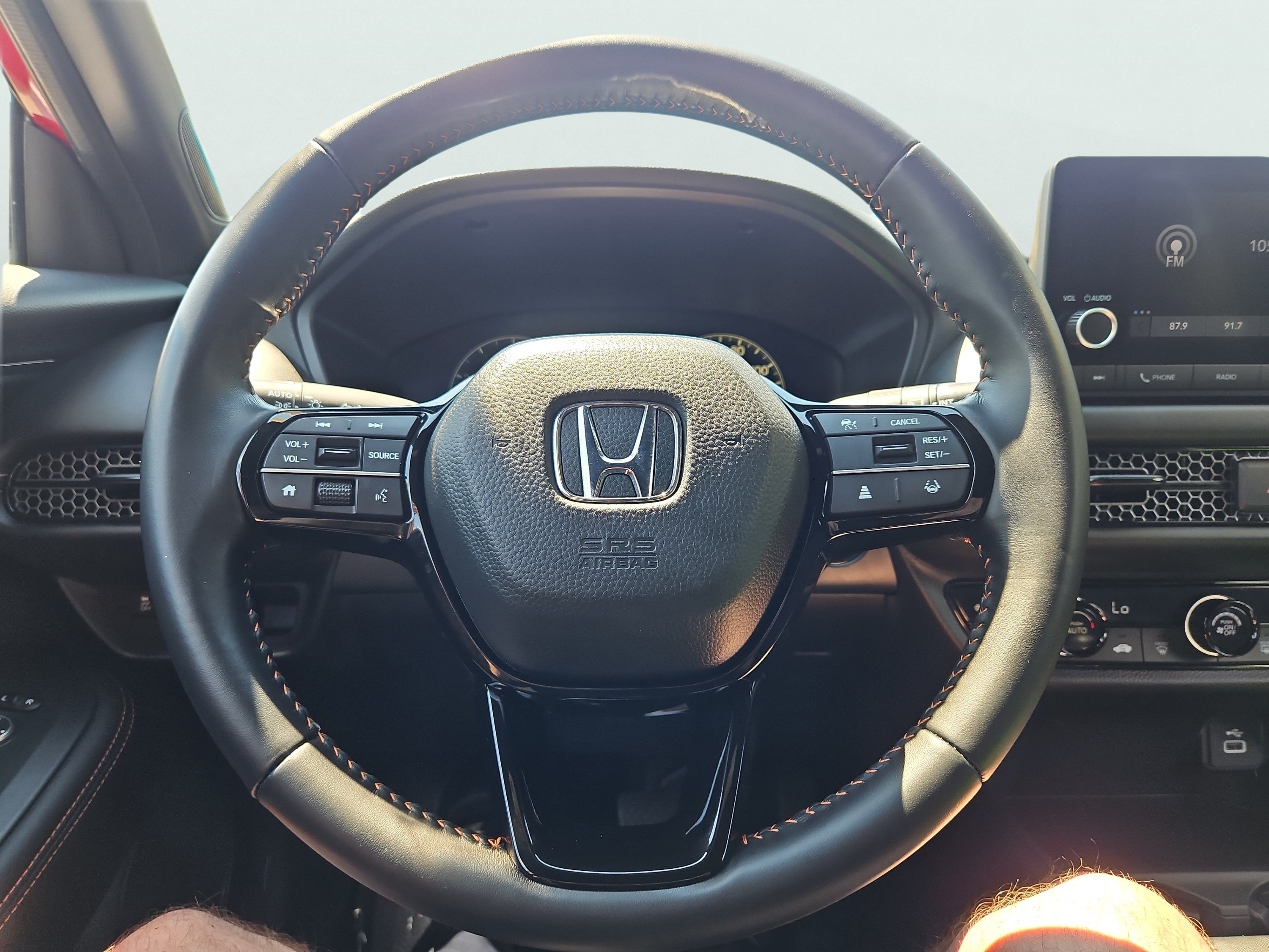 Certified 2025 Honda HR-V Sport image 19