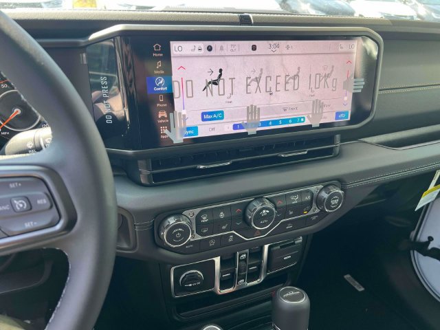 New 2026 Jeep Gladiator Sport AWD/4WD image 11