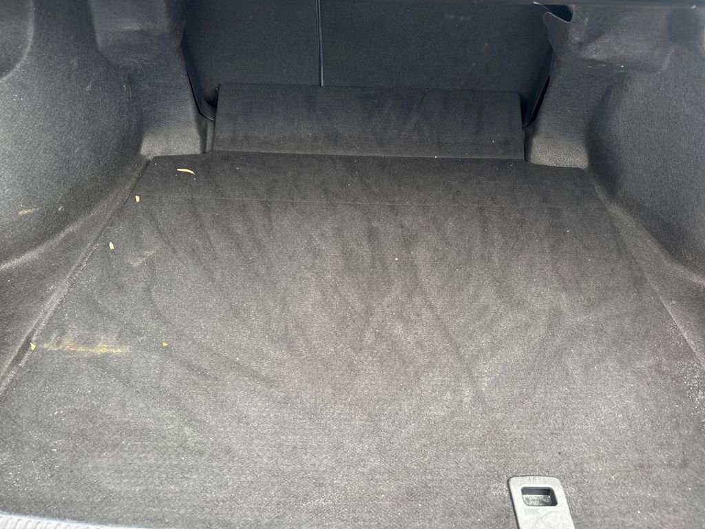 Used 2021 Toyota Camry SE image 27