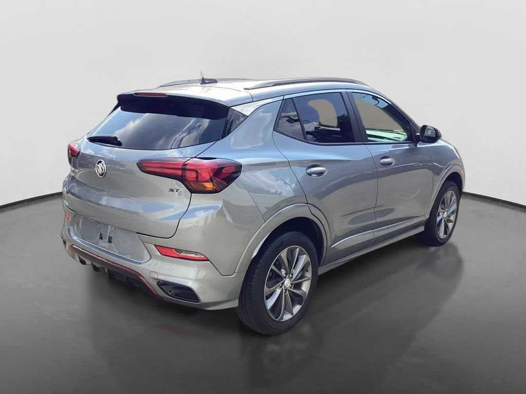 Used 2023 Buick Encore GX Select w/ Sport Touring Package AWD/4WD image 5