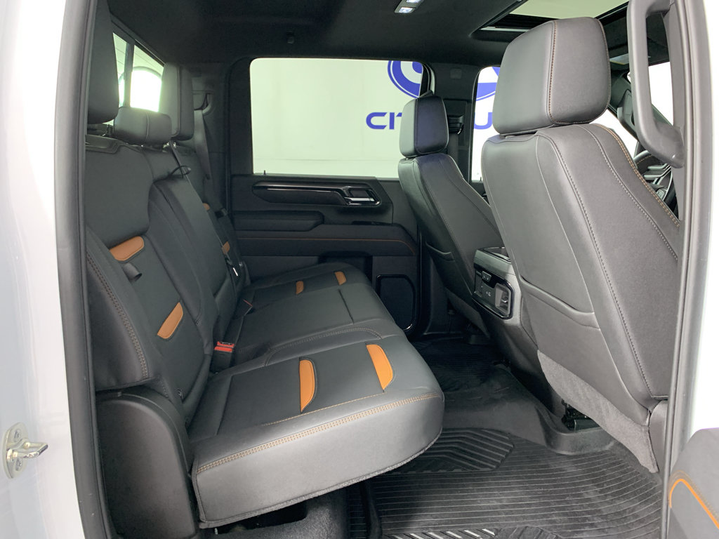 Used 2025 GMC Sierra 2500 AT4 w/ AT4 Premium Plus Package AWD/4WD image 35