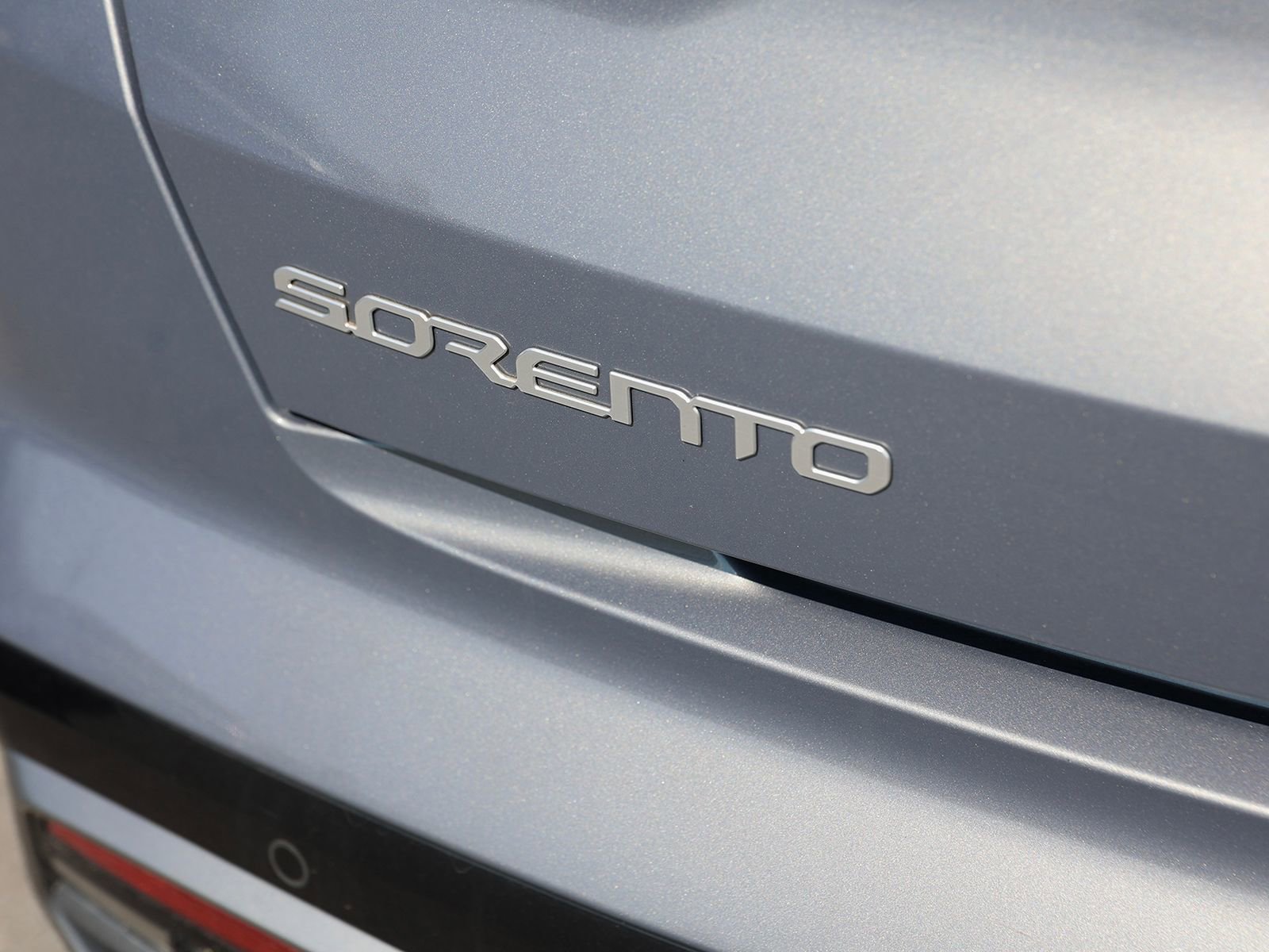 Used 2023 Kia Sorento S image 9