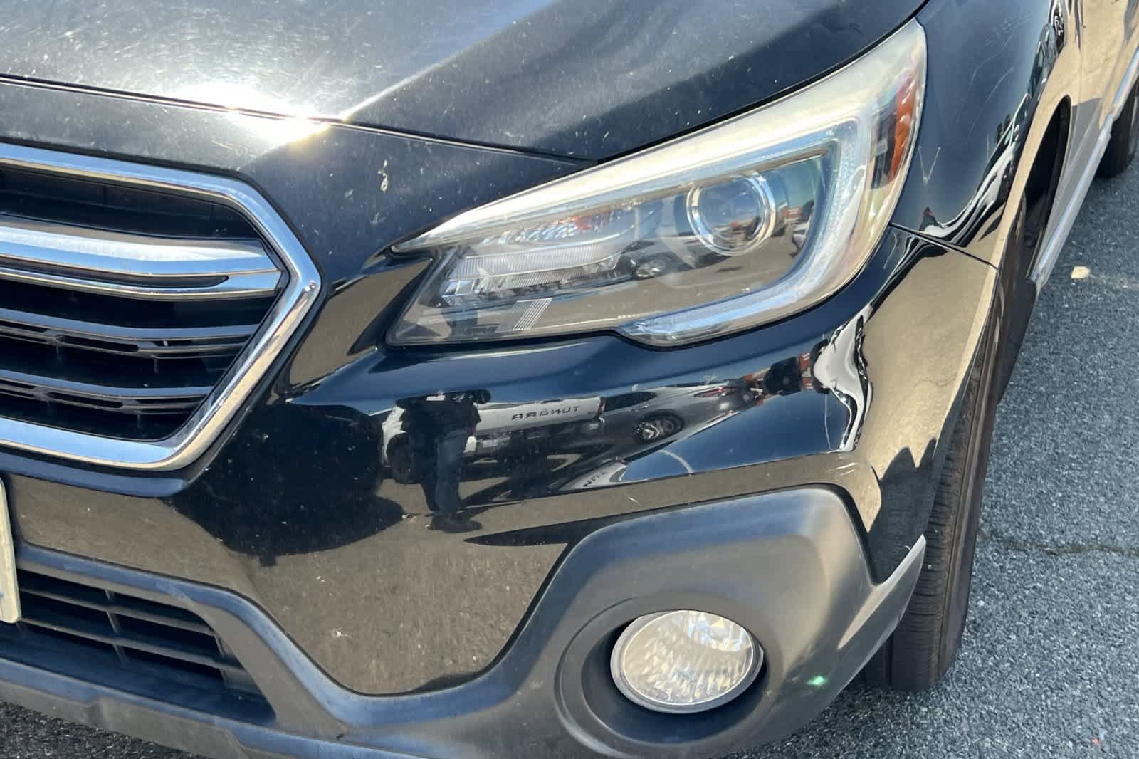 Used 2018 Subaru Outback 2.5i Touring w/ Popular Package #3 AWD/4WD image 11