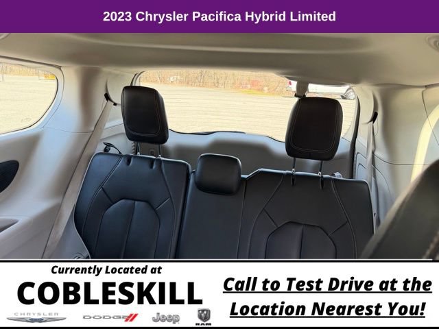 Used 2023 Chrysler Pacifica Limited FWD image 10