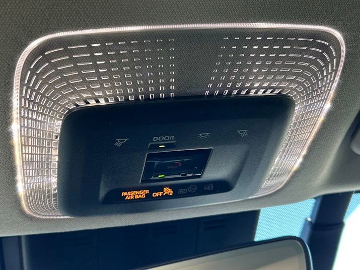 New 2026 Toyota Prius XSE image 18