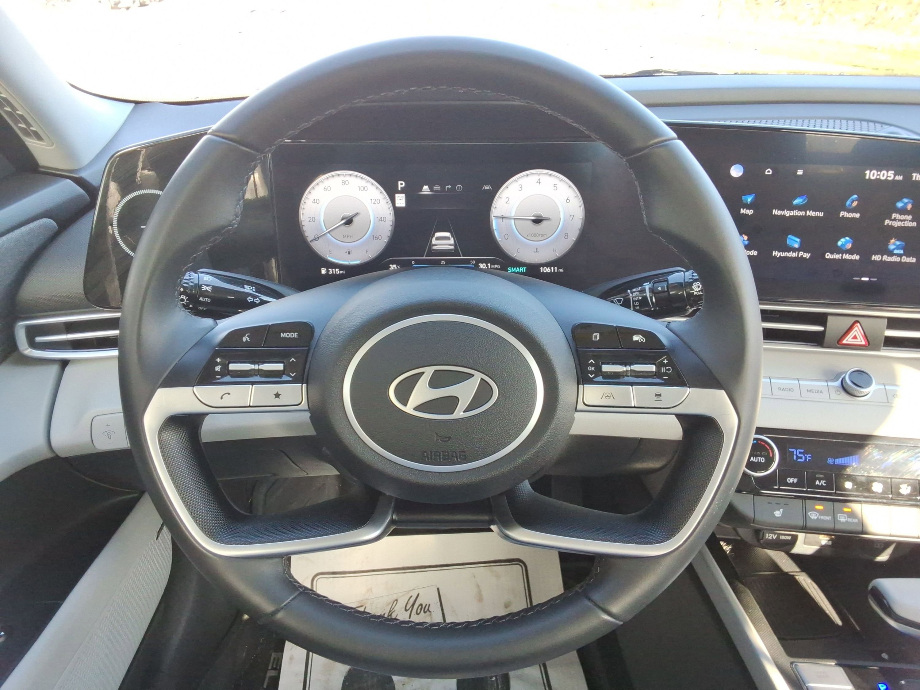 Used 2025 Hyundai Elantra Limited image 11