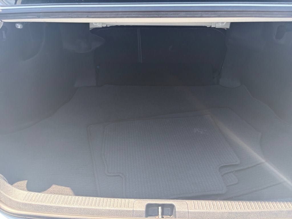 Used 2022 Toyota Camry XSE w/ Carpet Mat Package (TMS) FWD image 19