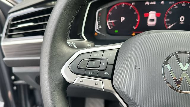 Used 2024 Volkswagen Jetta SEL FWD image 17
