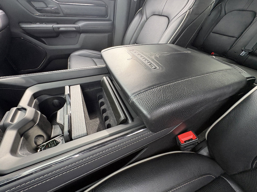 Used 2022 RAM 1500 Limited w/ Cold Weather Group image 34