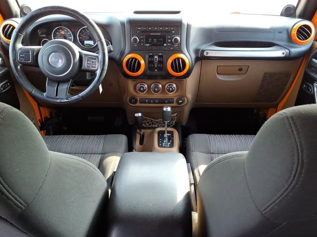 Used 2012 Jeep Wrangler Unlimited Sahara AWD/4WD image 23