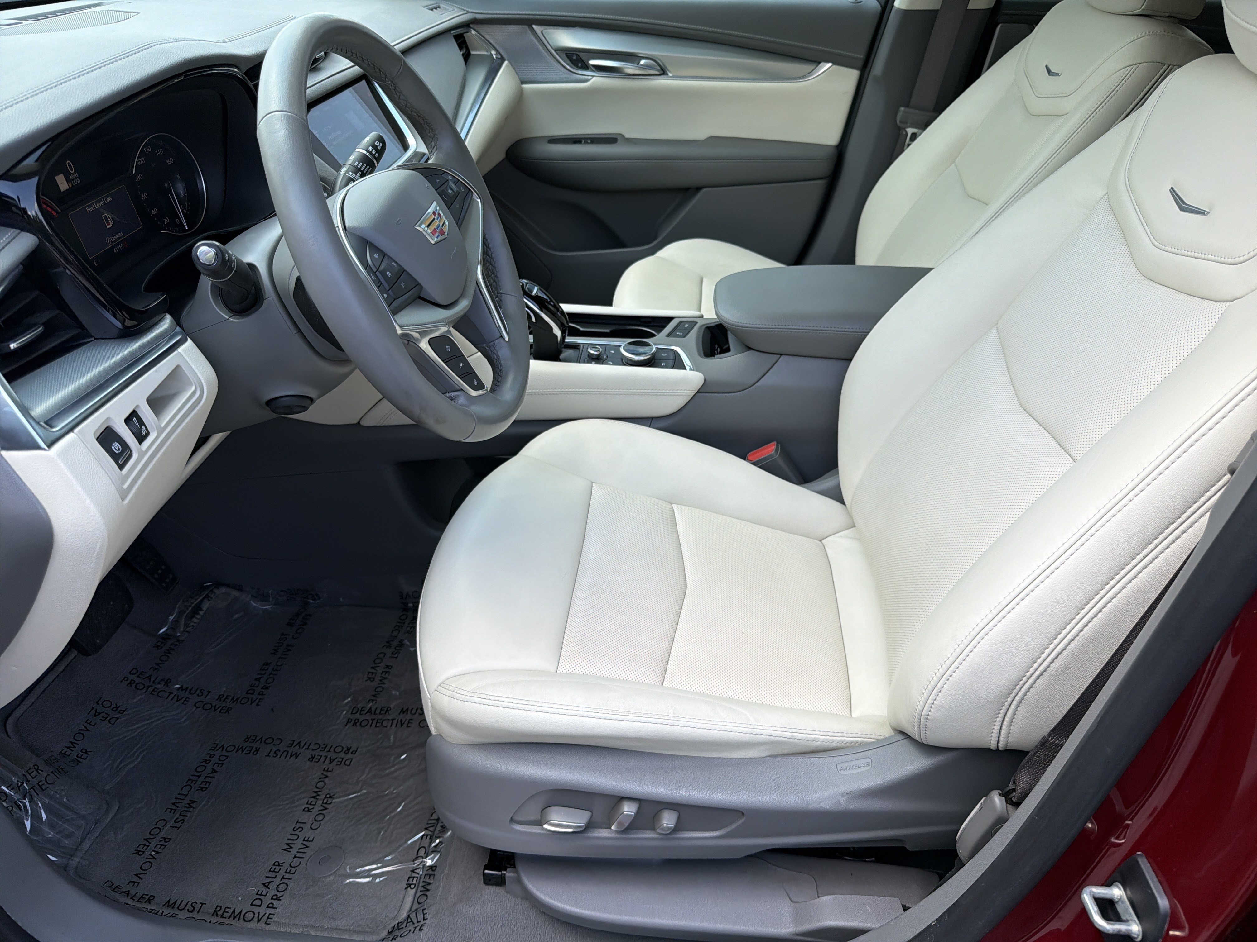 Used 2023 Cadillac XT5 Premium Luxury FWD image 10