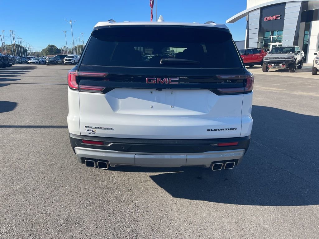 Used 2025 GMC Acadia Elevation FWD image 4