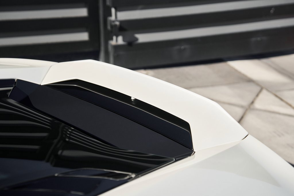 Used 2022 Lamborghini Huracan EVO image 8