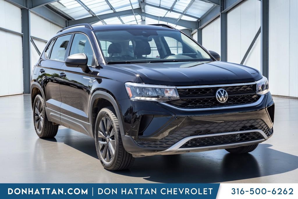 Used 2024 Volkswagen Taos S w/ MDO Package FWD image 22