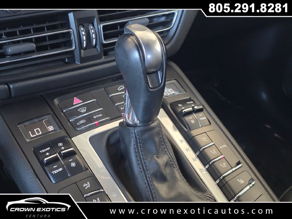 Used 2021 Porsche Macan AWD/4WD image 35