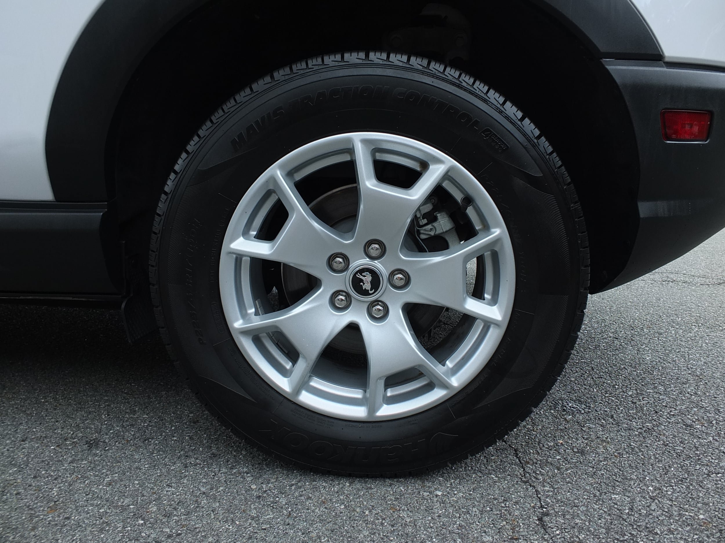 Used 2023 Ford Bronco Sport AWD/4WD image 9