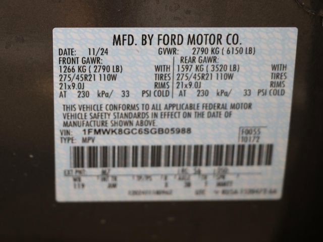 Used 2025 Ford Explorer ST AWD/4WD image 31