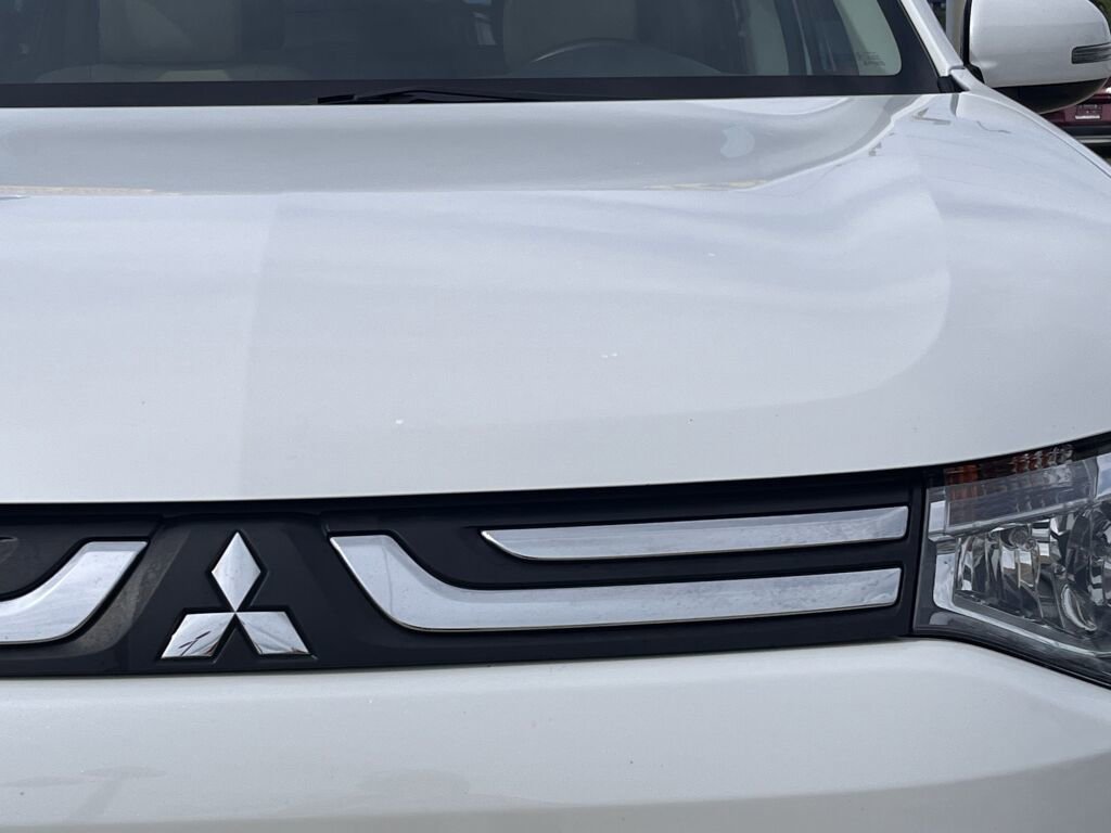 Used 2014 Mitsubishi Outlander GT image 9